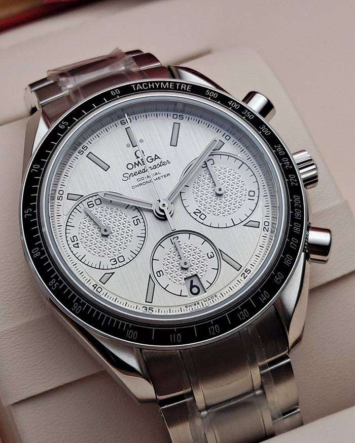 Omega Speedmaster Racing Co-Axial Chronograph Wristwatch Ref. 326.30.40.50.02.001